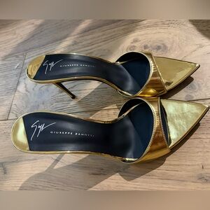 Giuseppe Zanotti Gold Women's Heels Open-toe pointed toe mule sandal 8,5